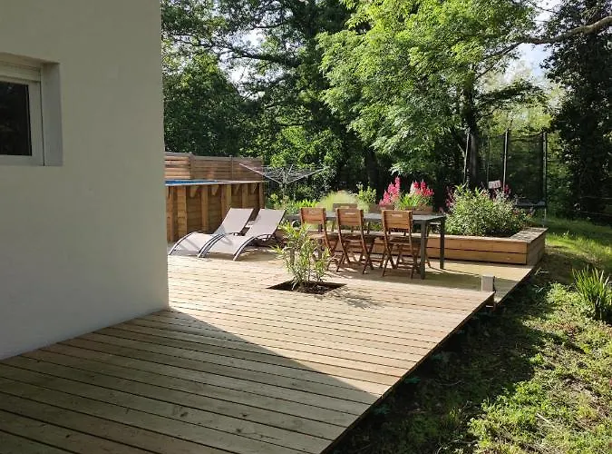 Adorable Avec Piscine- Tiny House Vakantiehuis Saubrigues